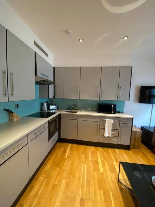Grand Living Near Piccadilly Cov11 Apartment ลอนดอน ภายนอก รูปภาพ