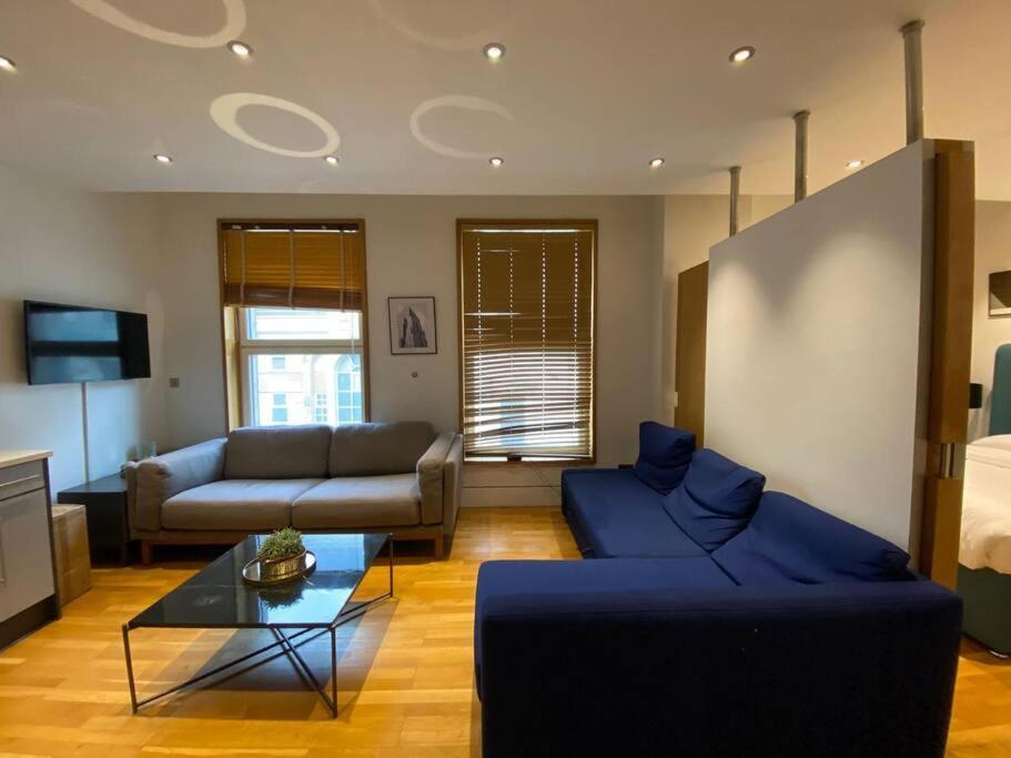 Grand Living Near Piccadilly Cov11 Apartment ลอนดอน ภายนอก รูปภาพ